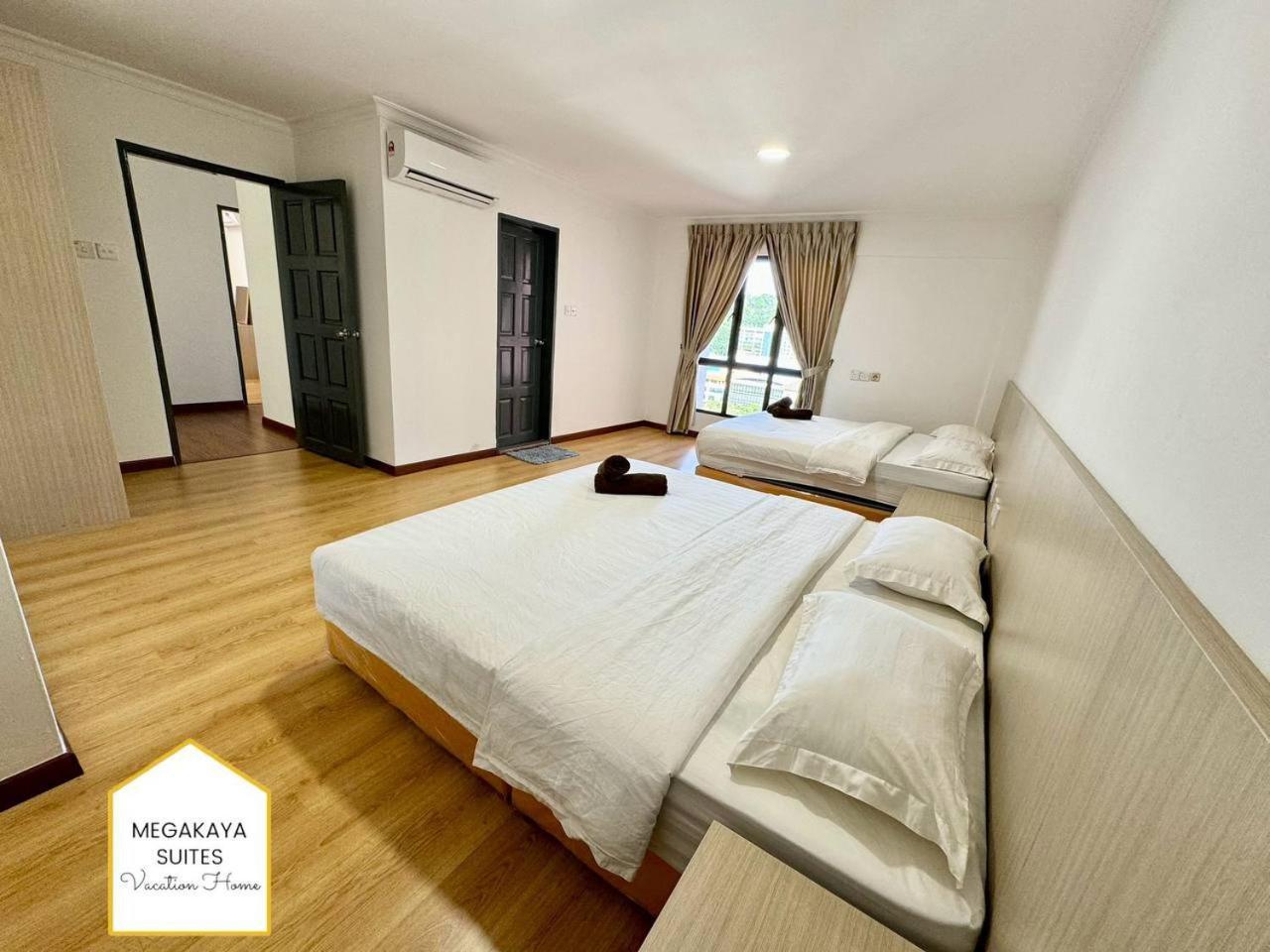 Apartment 6 Bedrooms Penthouse Marina Court Centre - 19pax Kota Kinabalu