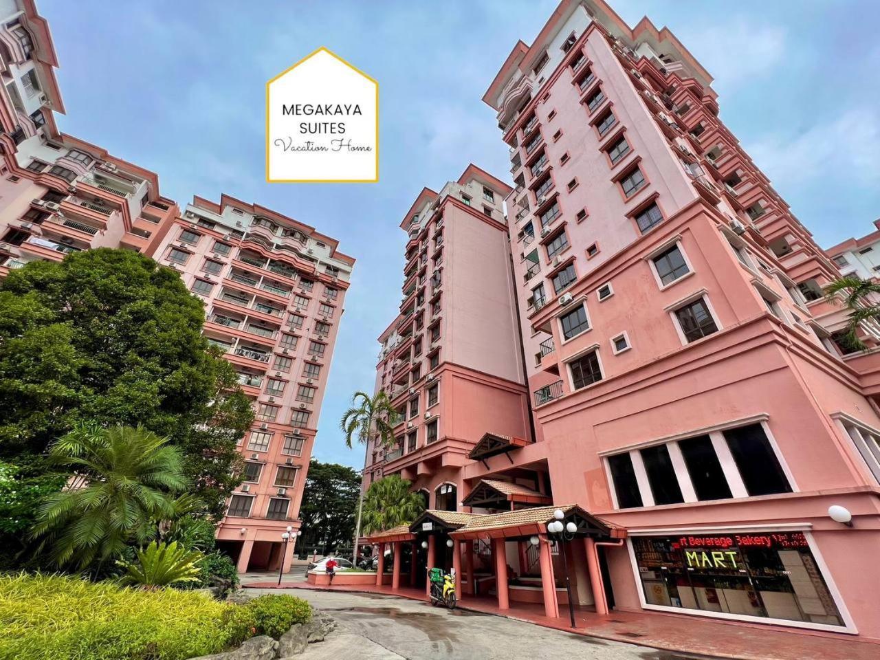 6 Bedrooms Penthouse Marina Court Centre - 19pax Apartment *